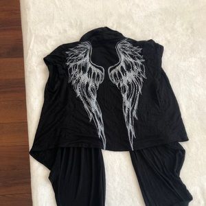 Angle wing blinged shawl